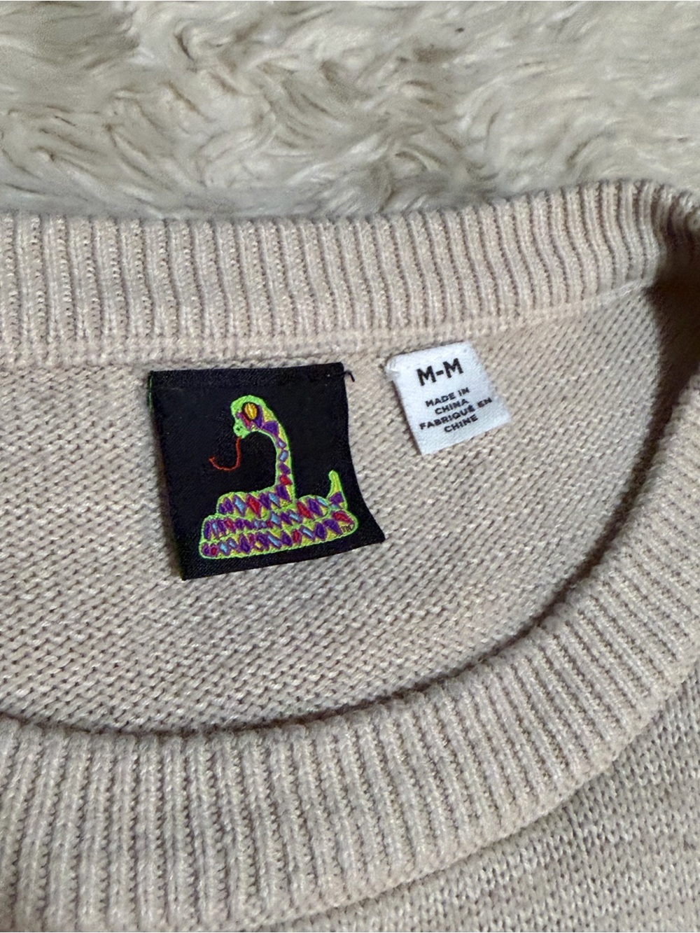 Pretty Snake Crazy Cat Oversized Sweater in Cream and Black - Size Medium - Picture 3 of 5